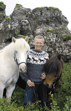 Islande et cheval islandais : randonnée équestre sur la terre de feu et de glace - Randocheval/ Absolu Voyages