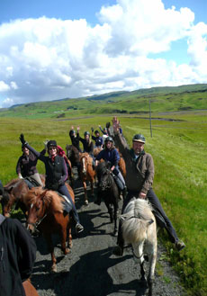 Islande et cheval islandais : randonnée équestre sur la terre de feu et de glace - Randocheval/ Absolu Voyages
