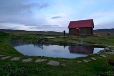 source d'eau chaude en islande